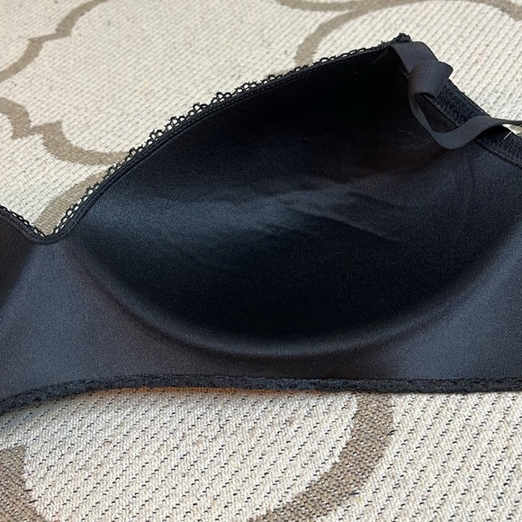 Maidenform black wireless lace trim soft cup bra - Picture 6 of 16
